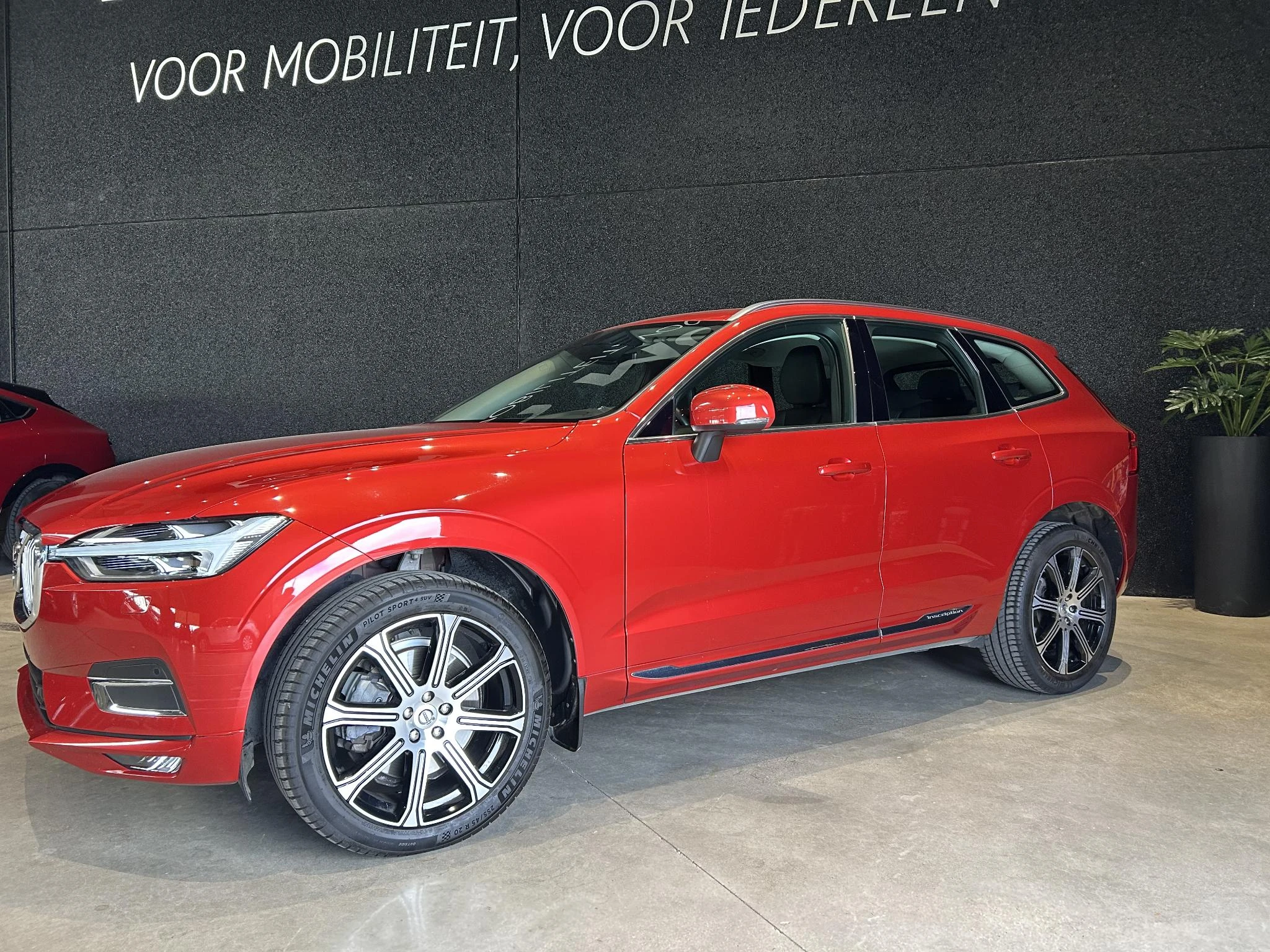 Volvo-XC60-image-1