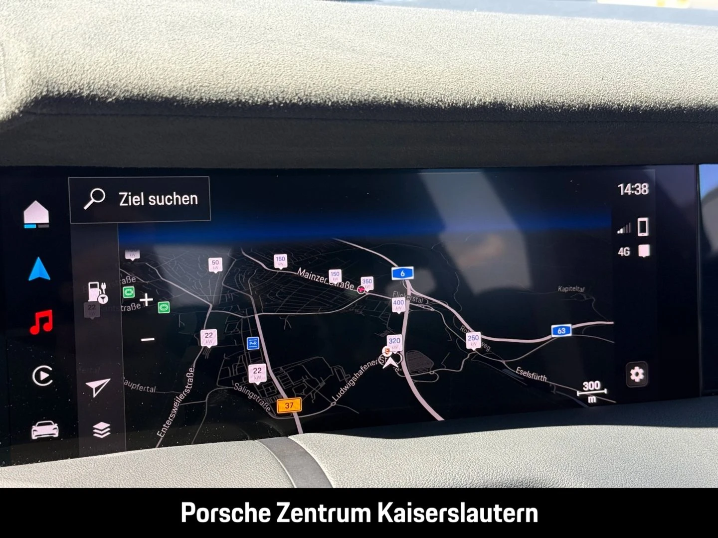 Porsche-Taycan-image-35