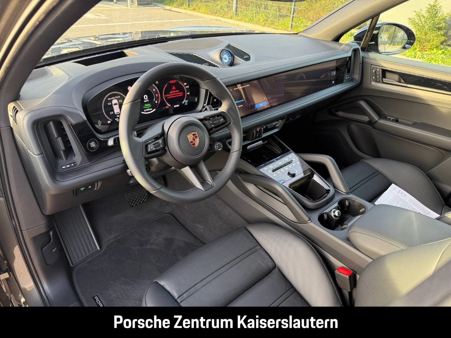 Porsche Cayenne E-Hybrid Black Edition HA-Lenkung 21-Zol black edition