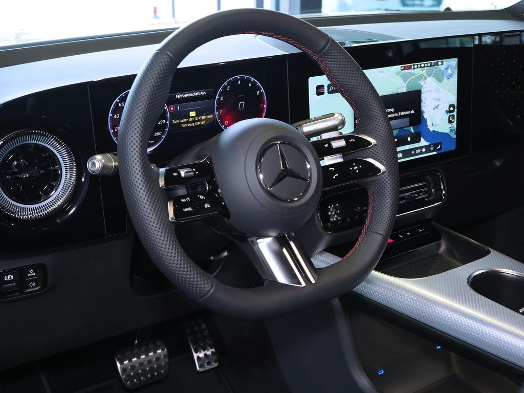 Mercedes-Benz-GLB 200-image-6