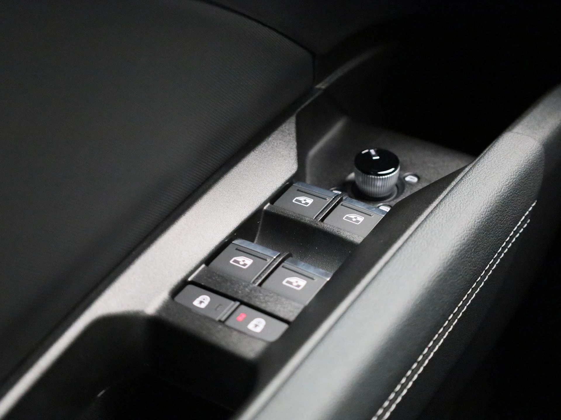 Audi-Q4 Sportback e-tron-image-48