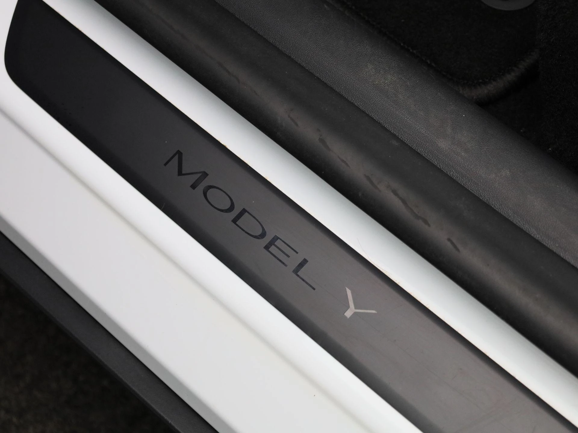 Tesla-Model Y-image-30