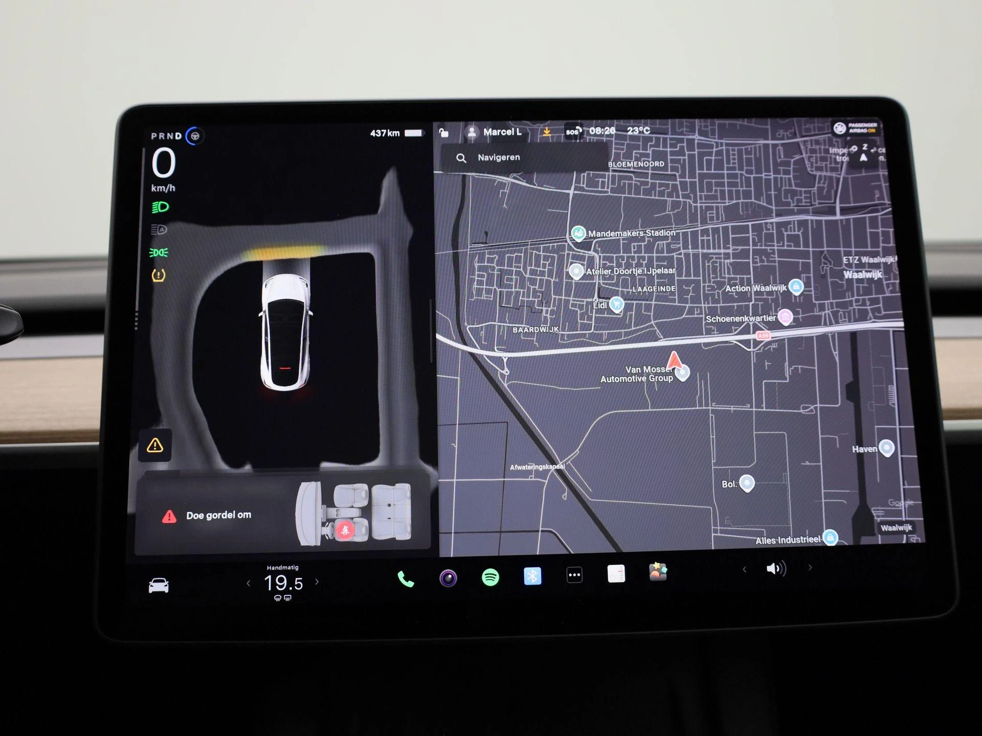Tesla-Model Y-image-17