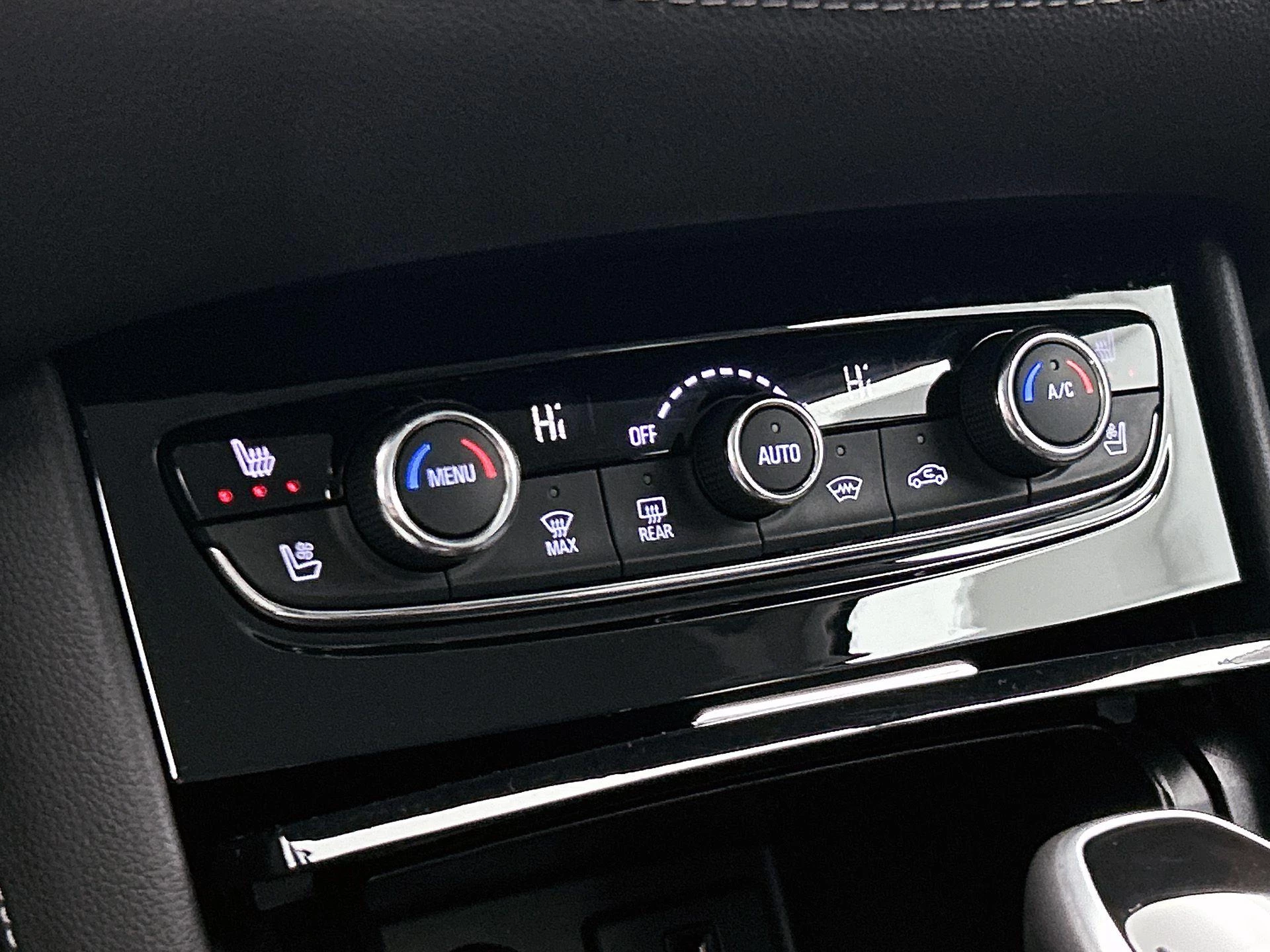 Opel-Grandland X-image-22