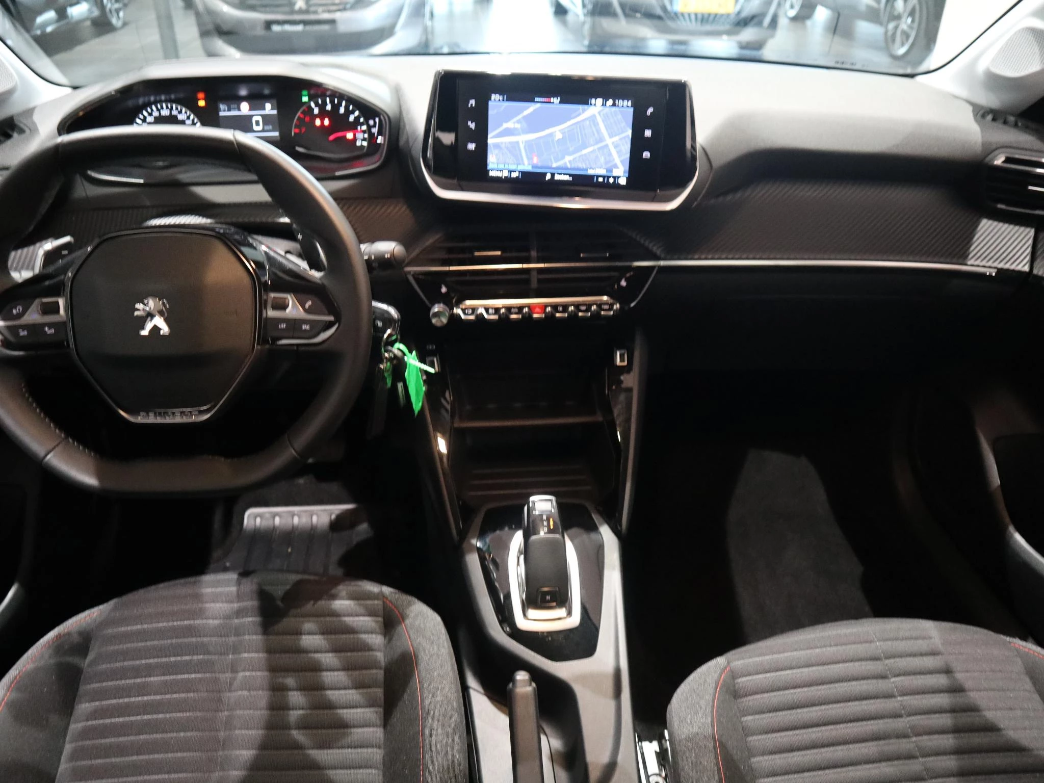 Peugeot-208-image-11