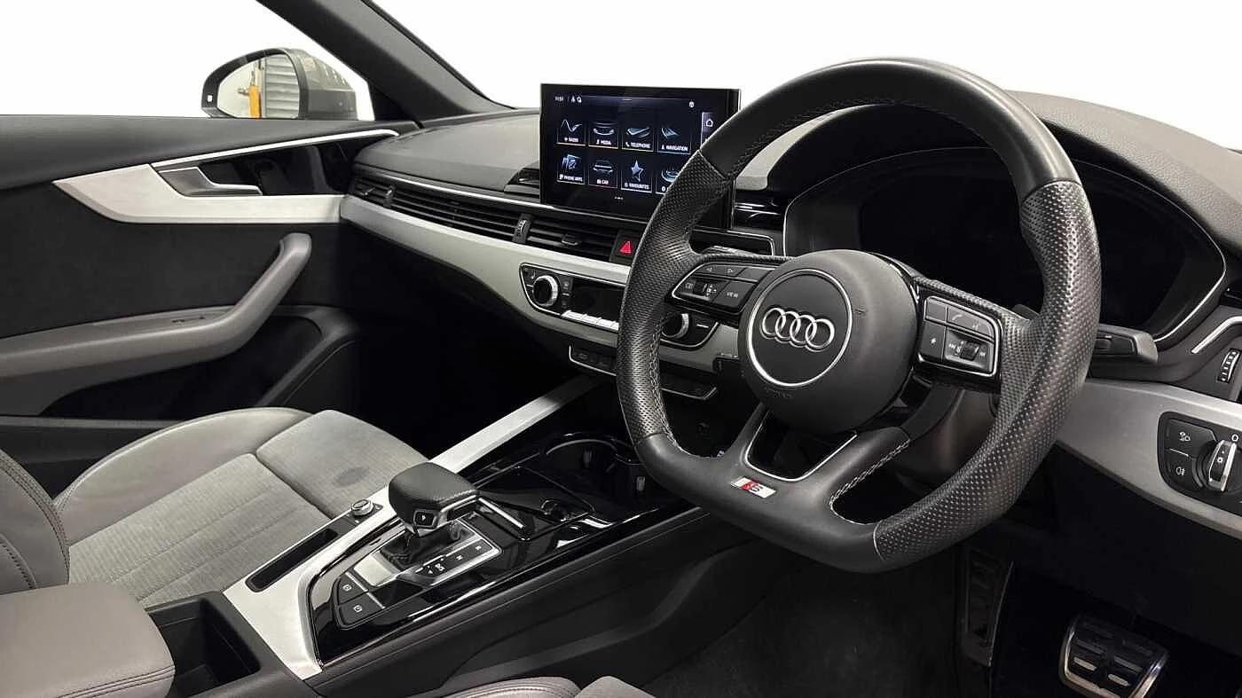 Audi-A4-image-32