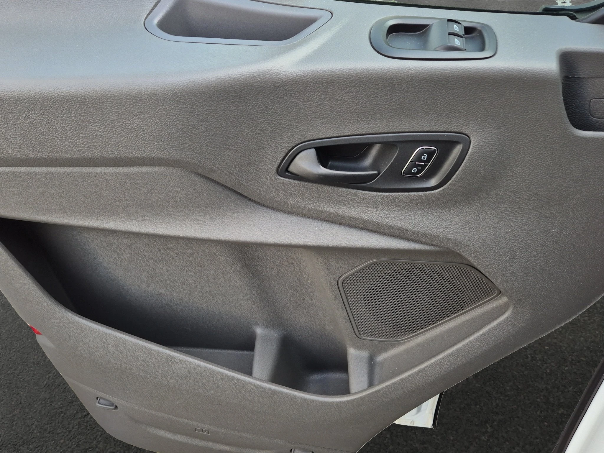 Ford-Transit-image-15