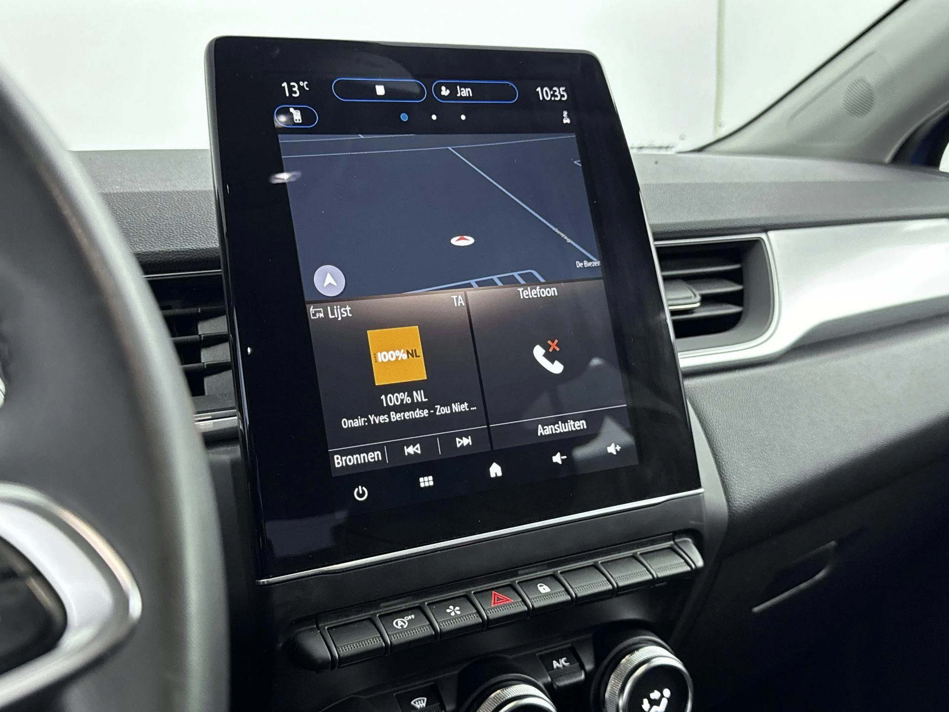 Renault-Captur-image-9