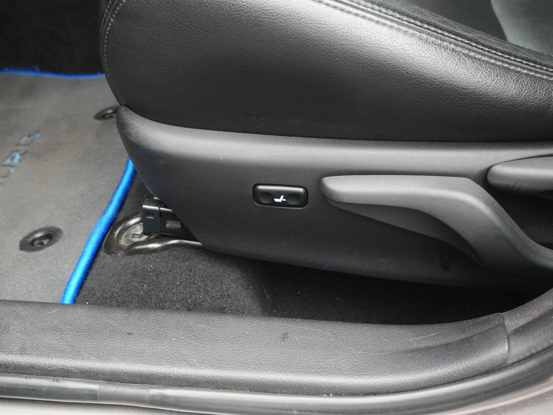 Toyota-Auris-image-24