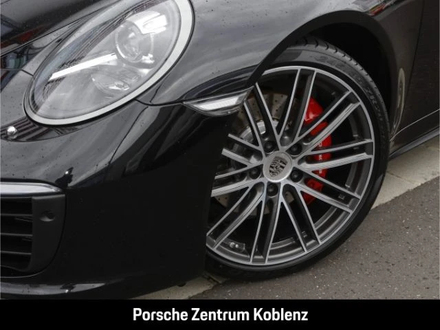Porsche-911-image-9