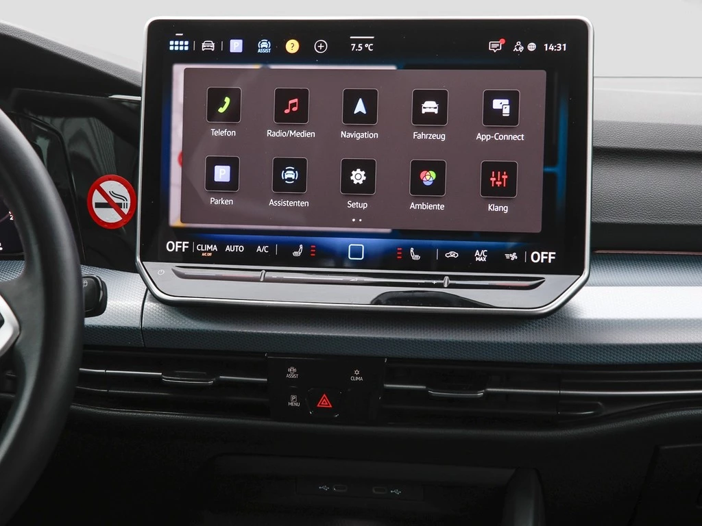 Volkswagen-Golf-image-11