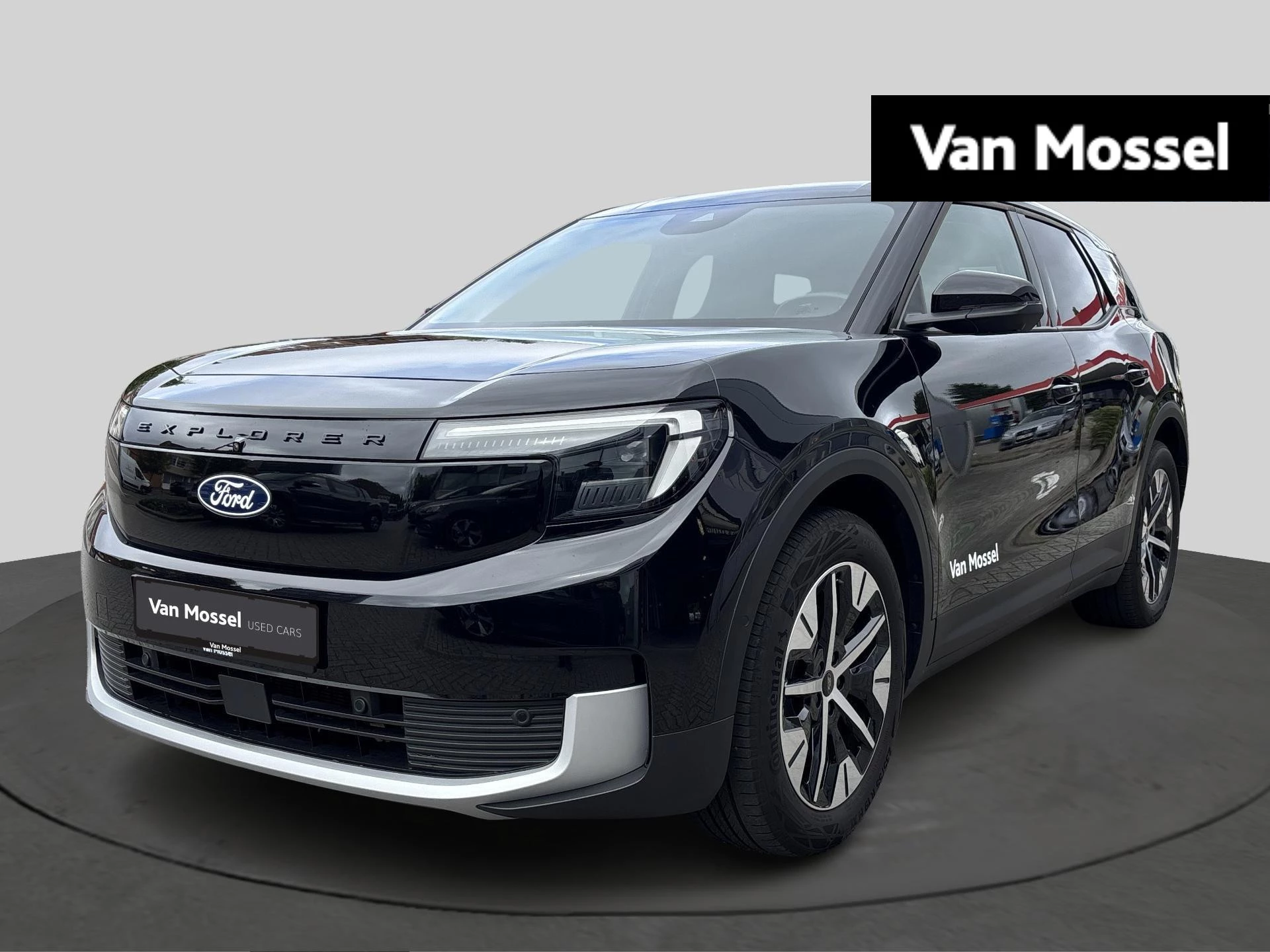 Ford-Explorer-image-0