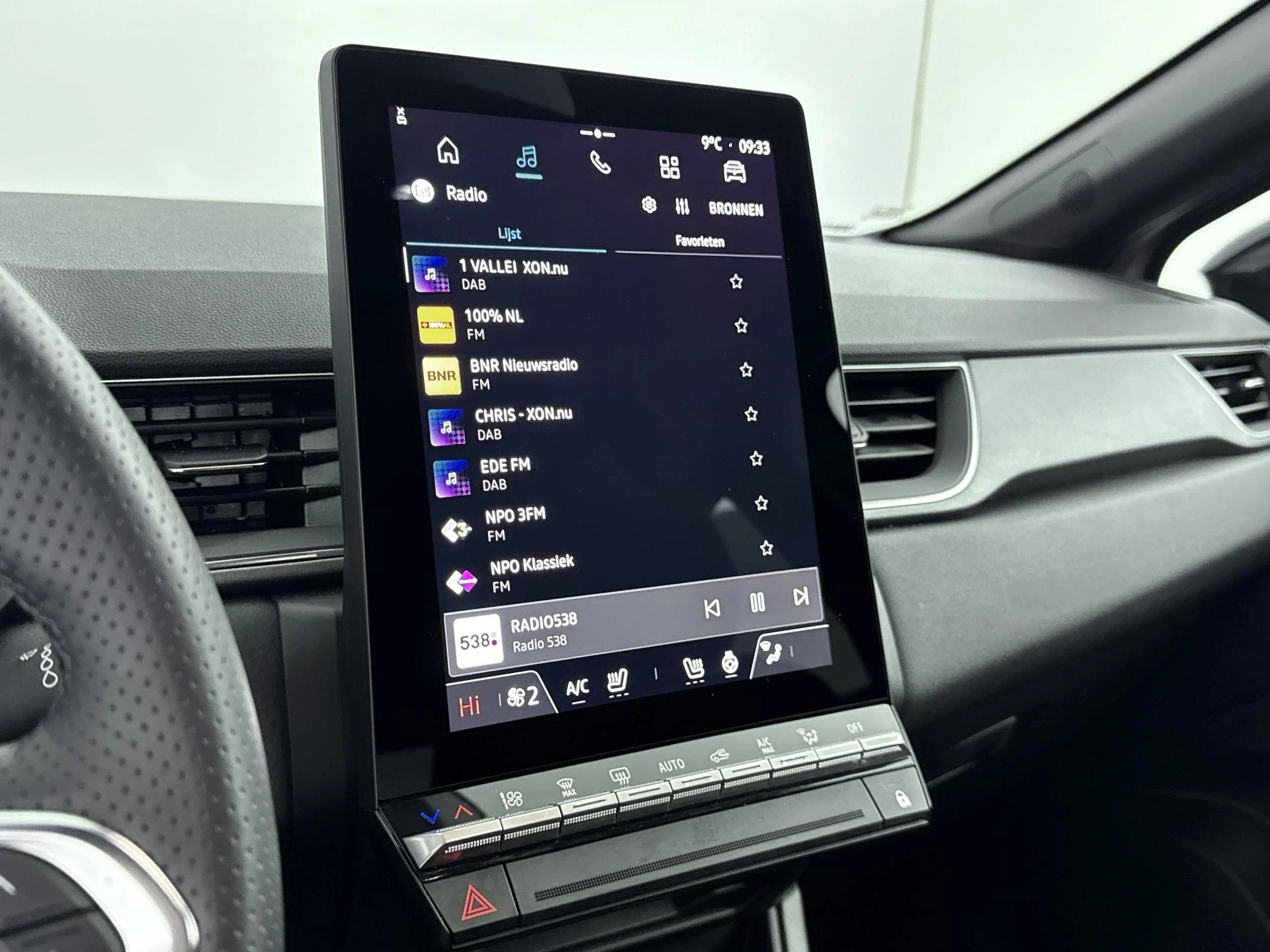 Renault-Captur-image-5