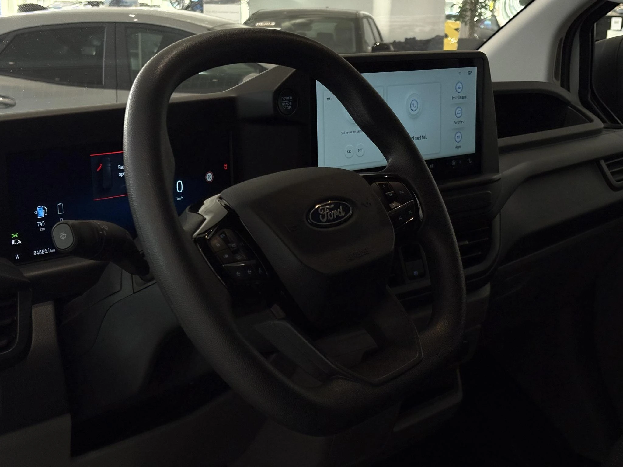 Ford-Transit Custom-image-11