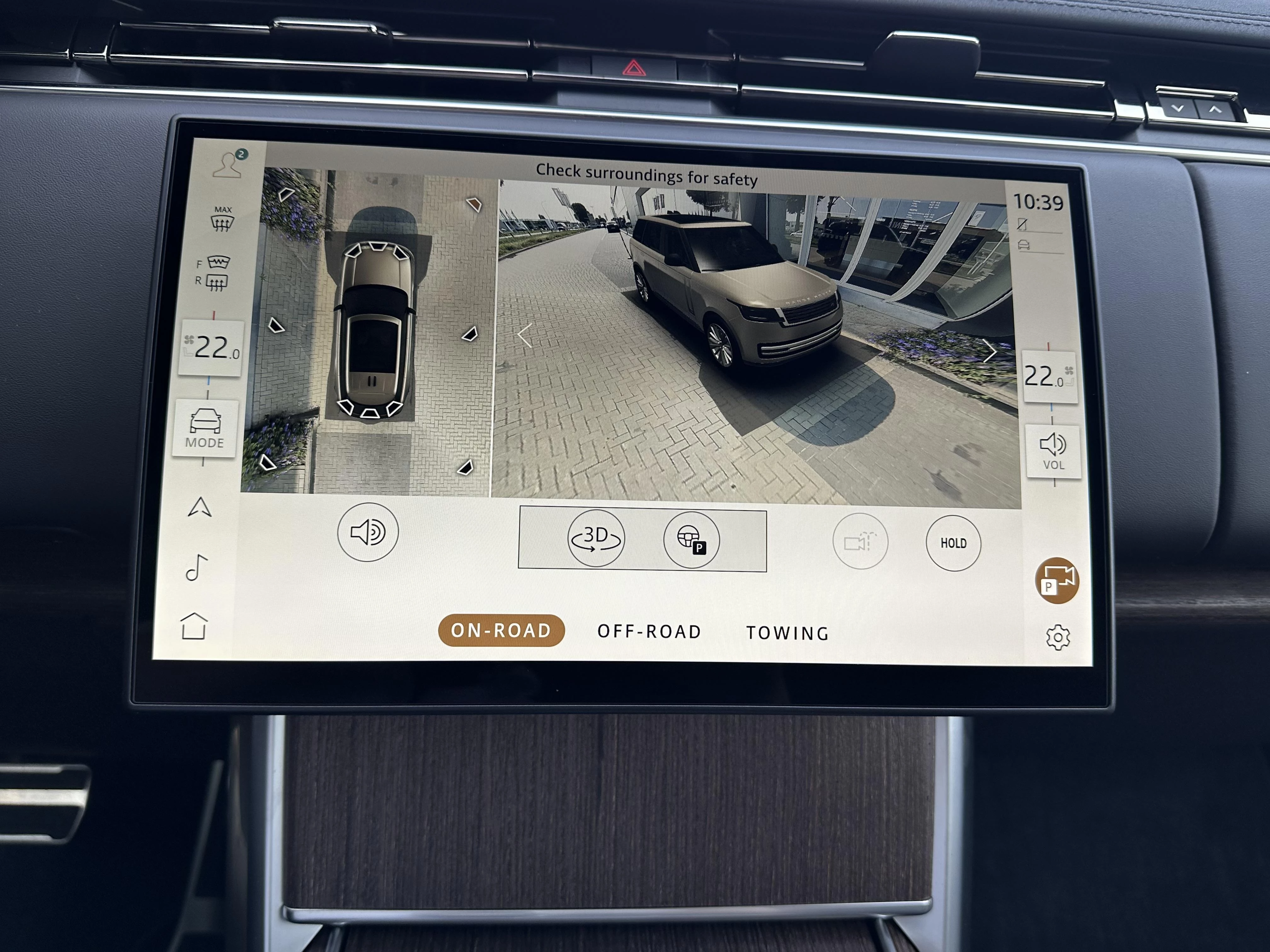 Land Rover-Range Rover-image-22