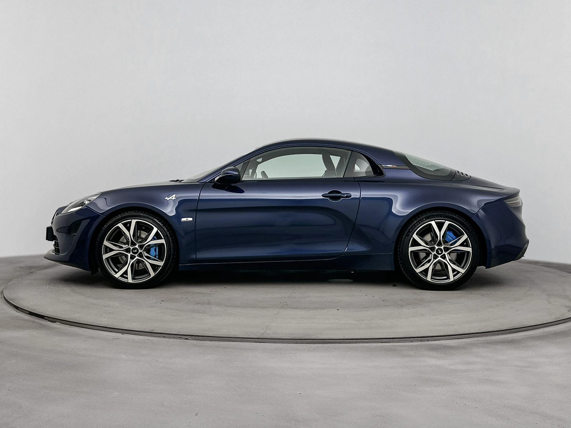 Alpine-A110-image-1