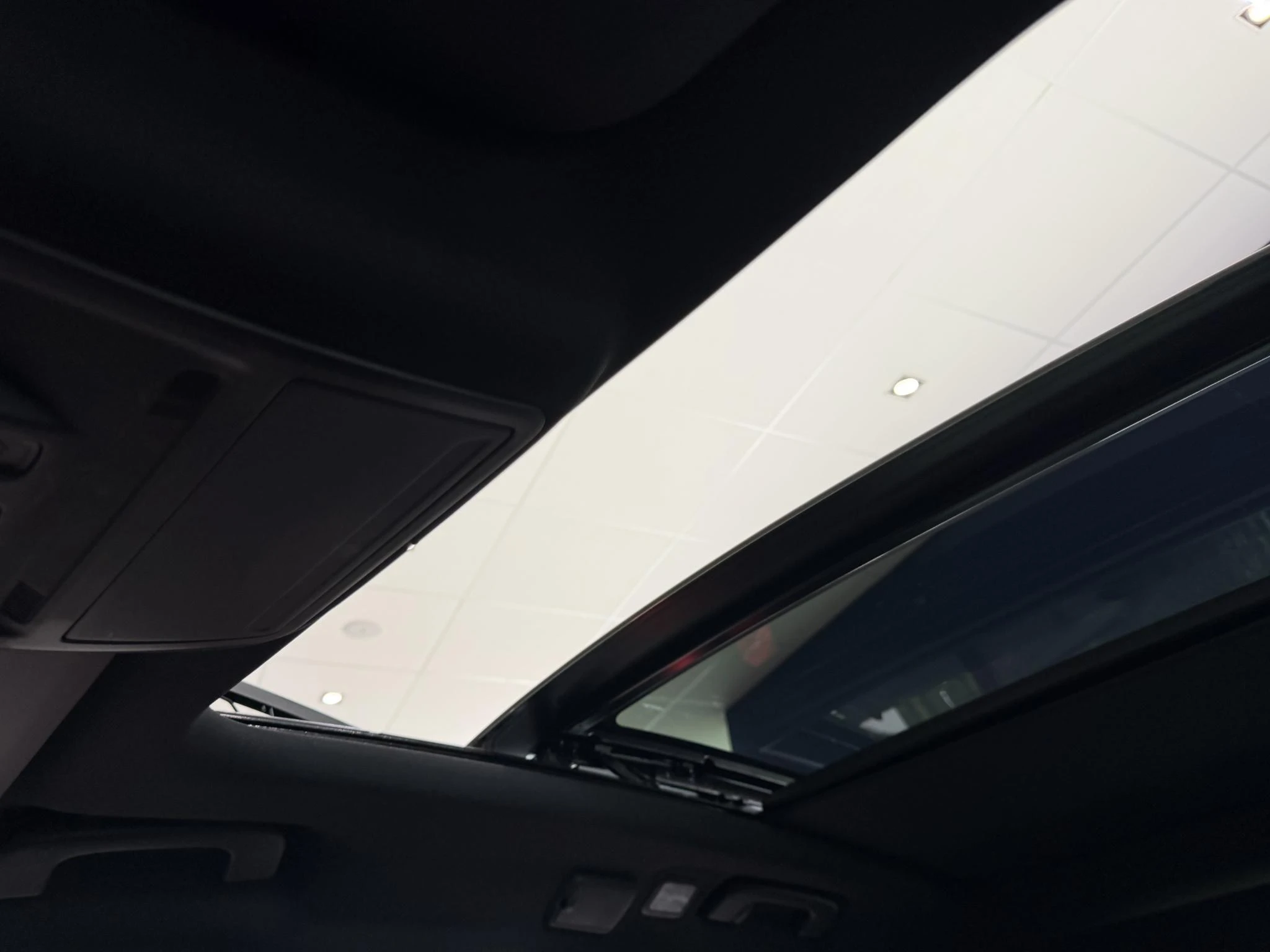 Ford-Kuga-image-19