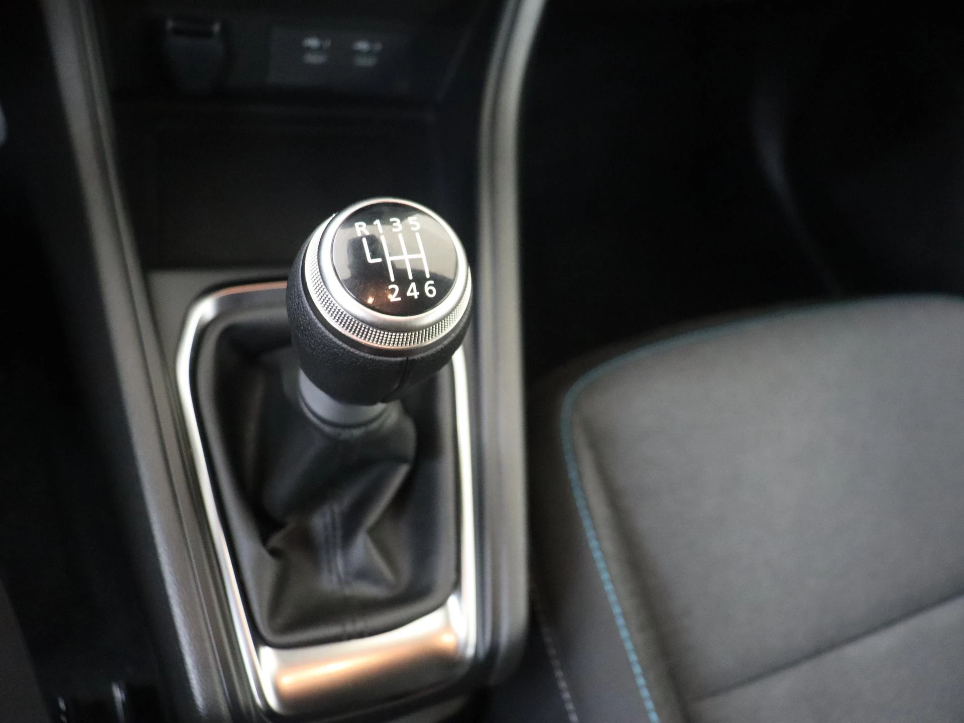 Renault-Captur-image-18