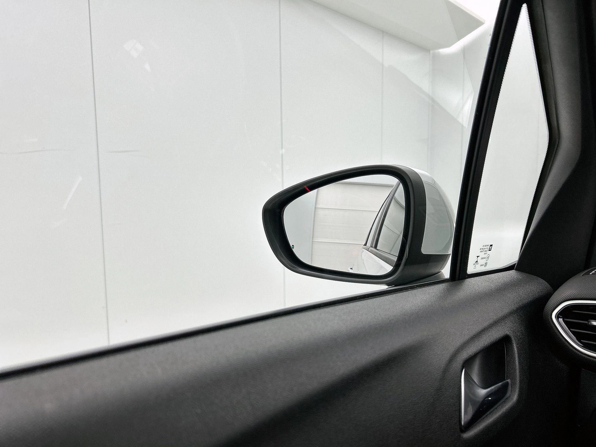 Opel-Crossland X-image-15