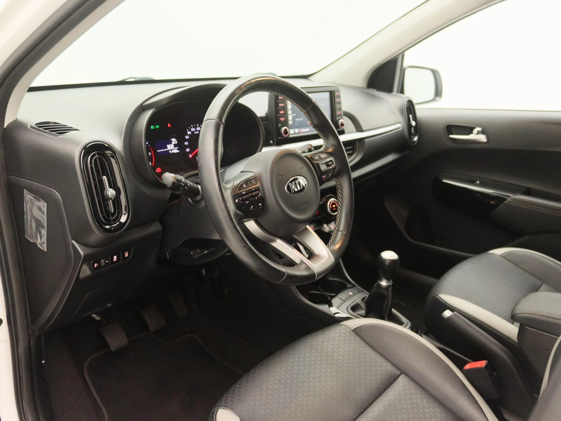 Kia-Picanto-image-20