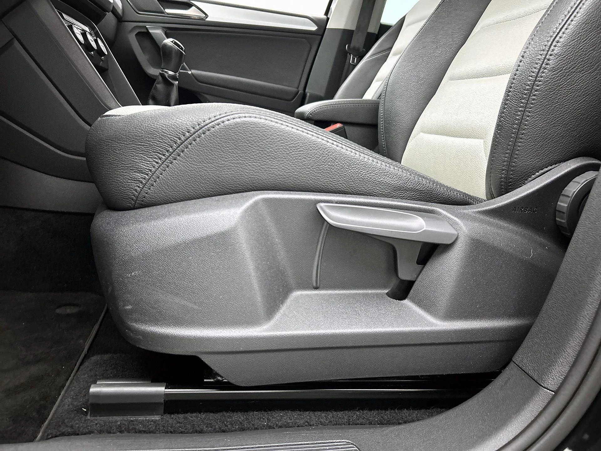 Volkswagen-Tiguan-image-15