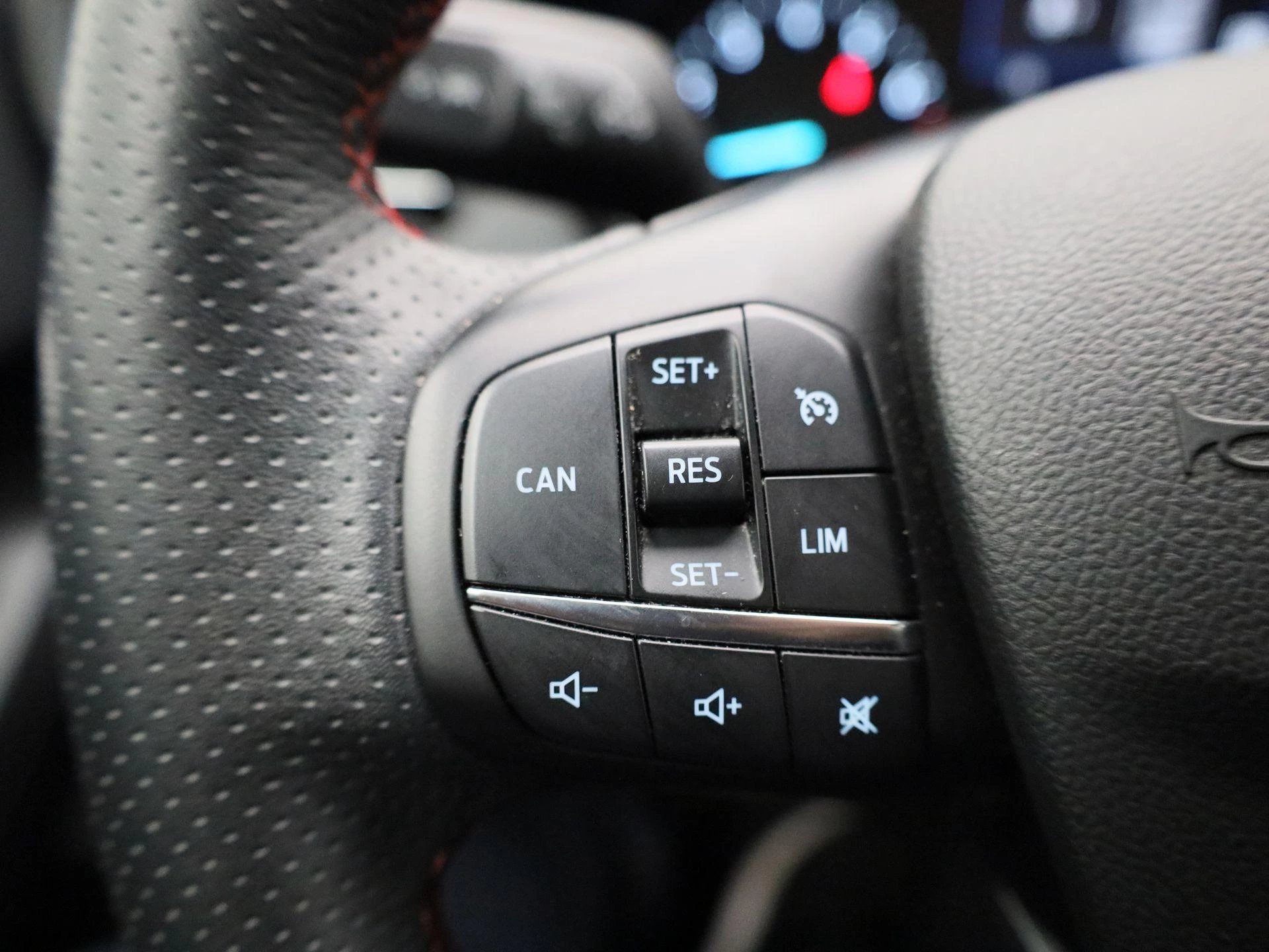Ford Focus 1.0 EcoBoost ST Line Business
