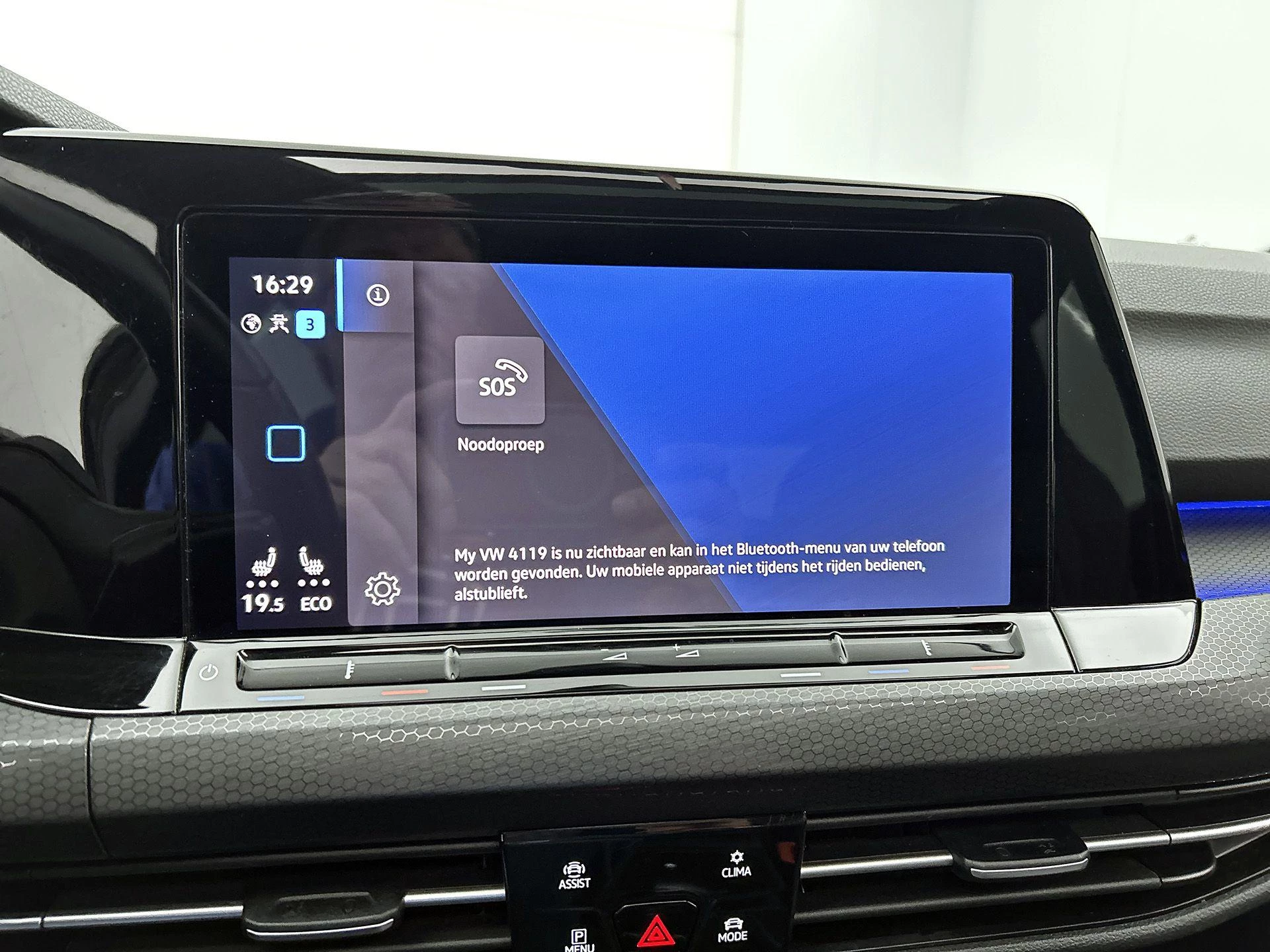 Volkswagen-Golf-image-15