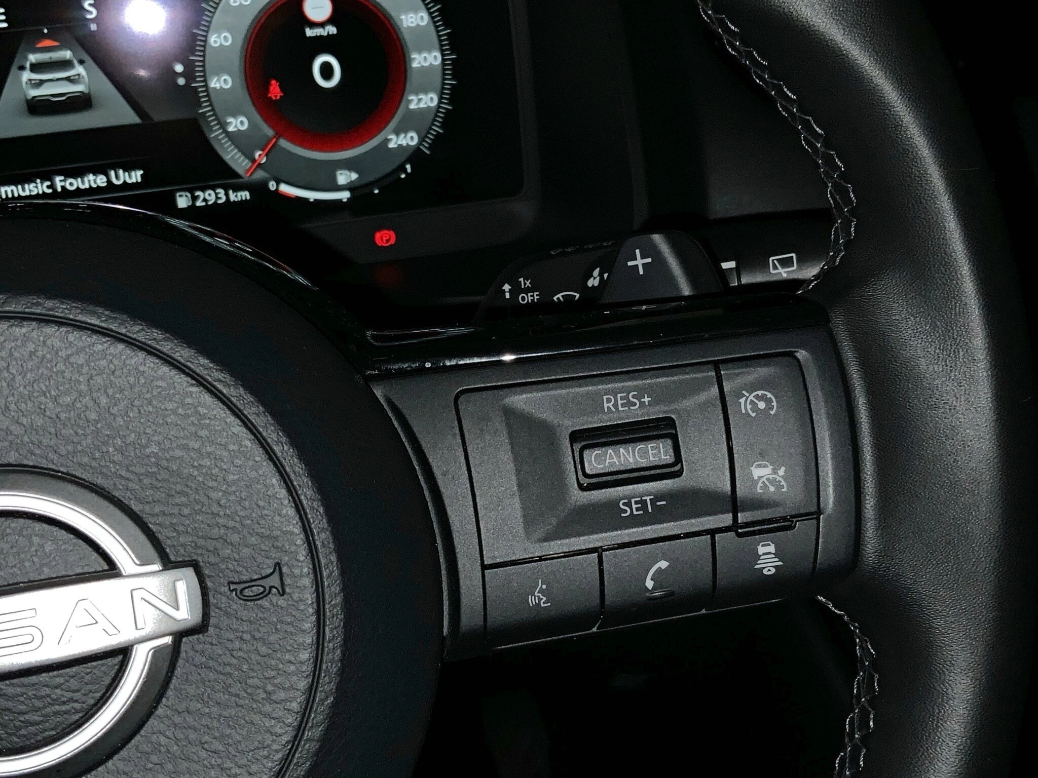 Nissan-QASHQAI-image-19