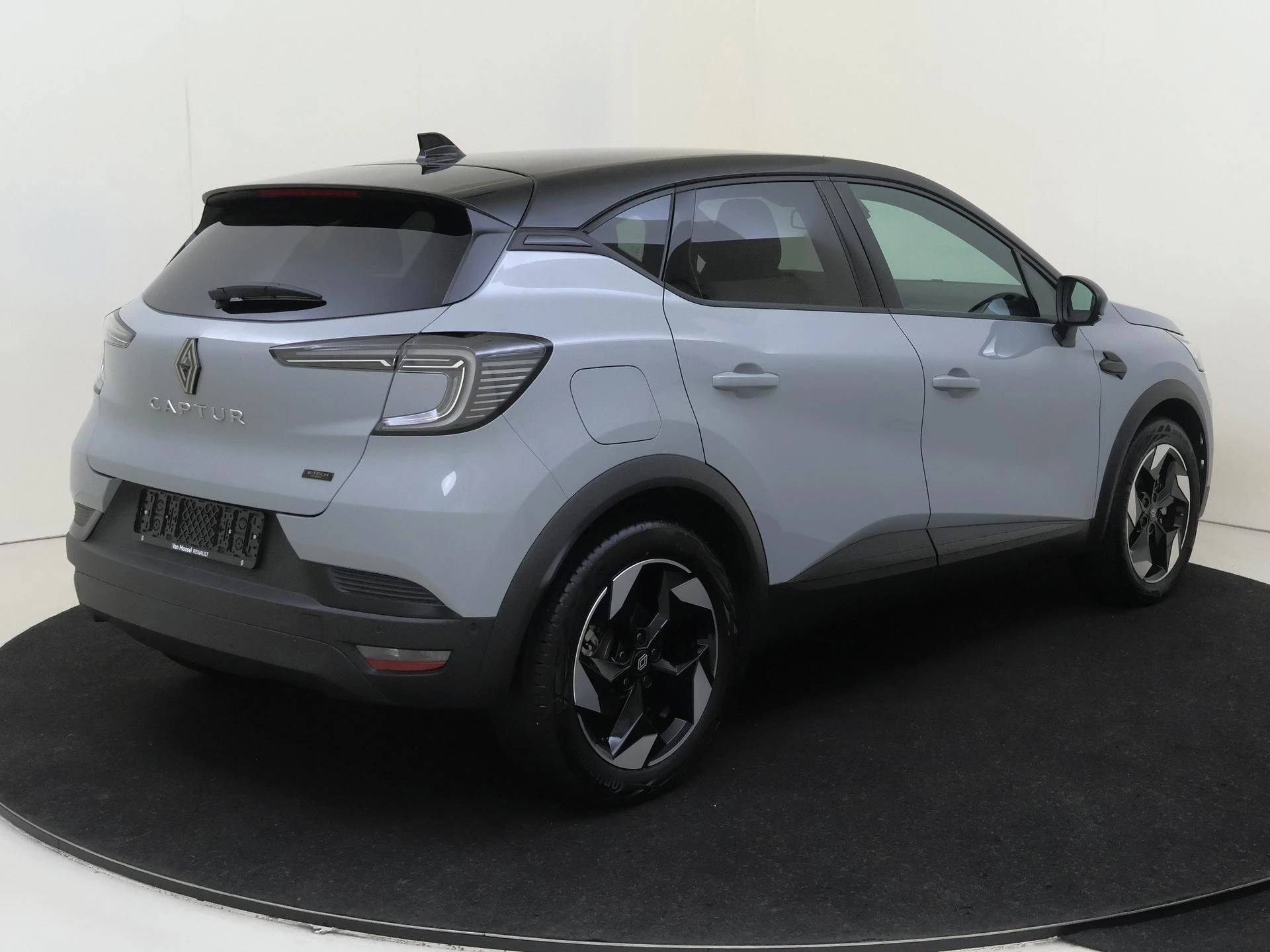 Renault Captur 1.8 E-Tech full hybrid 160 techno