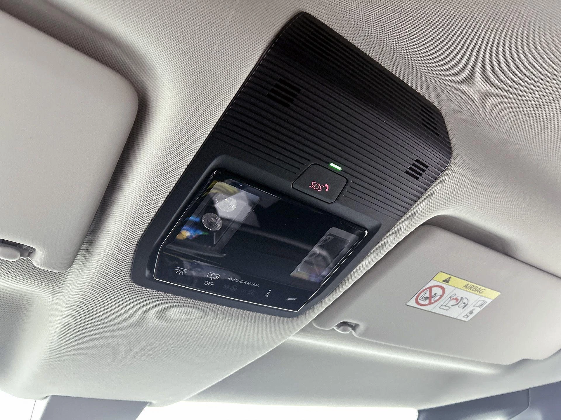 Volkswagen-ID. Buzz Cargo-image-8