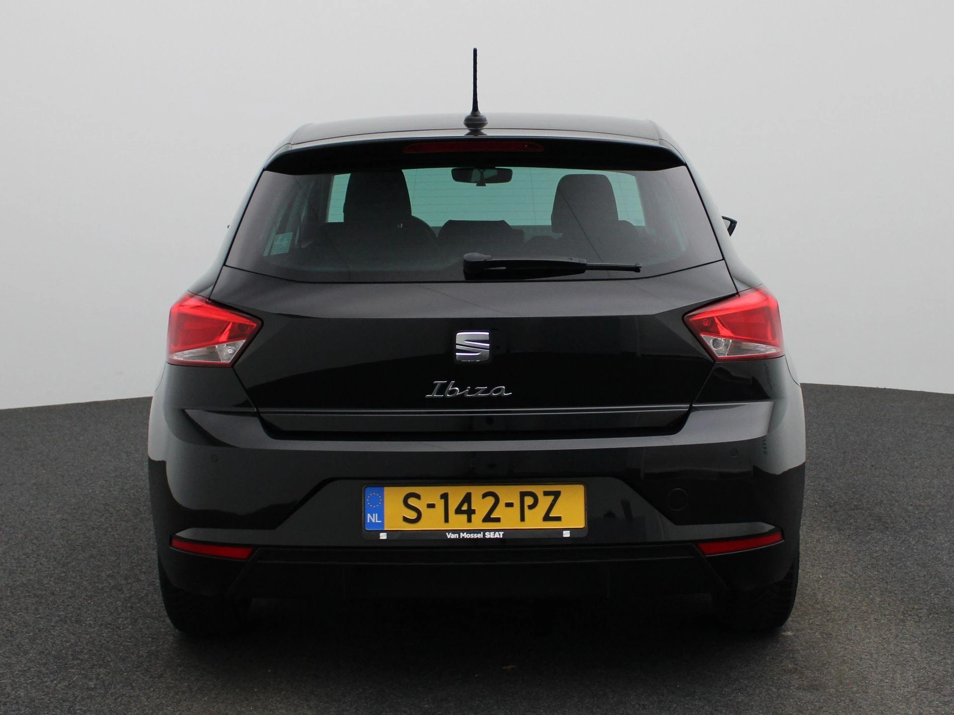 SEAT-Ibiza-image-4