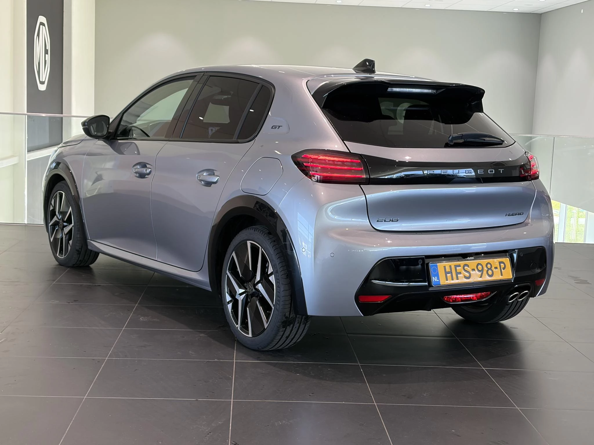 Peugeot 208 1.2 Hybrid 145 e-DCS6 GT