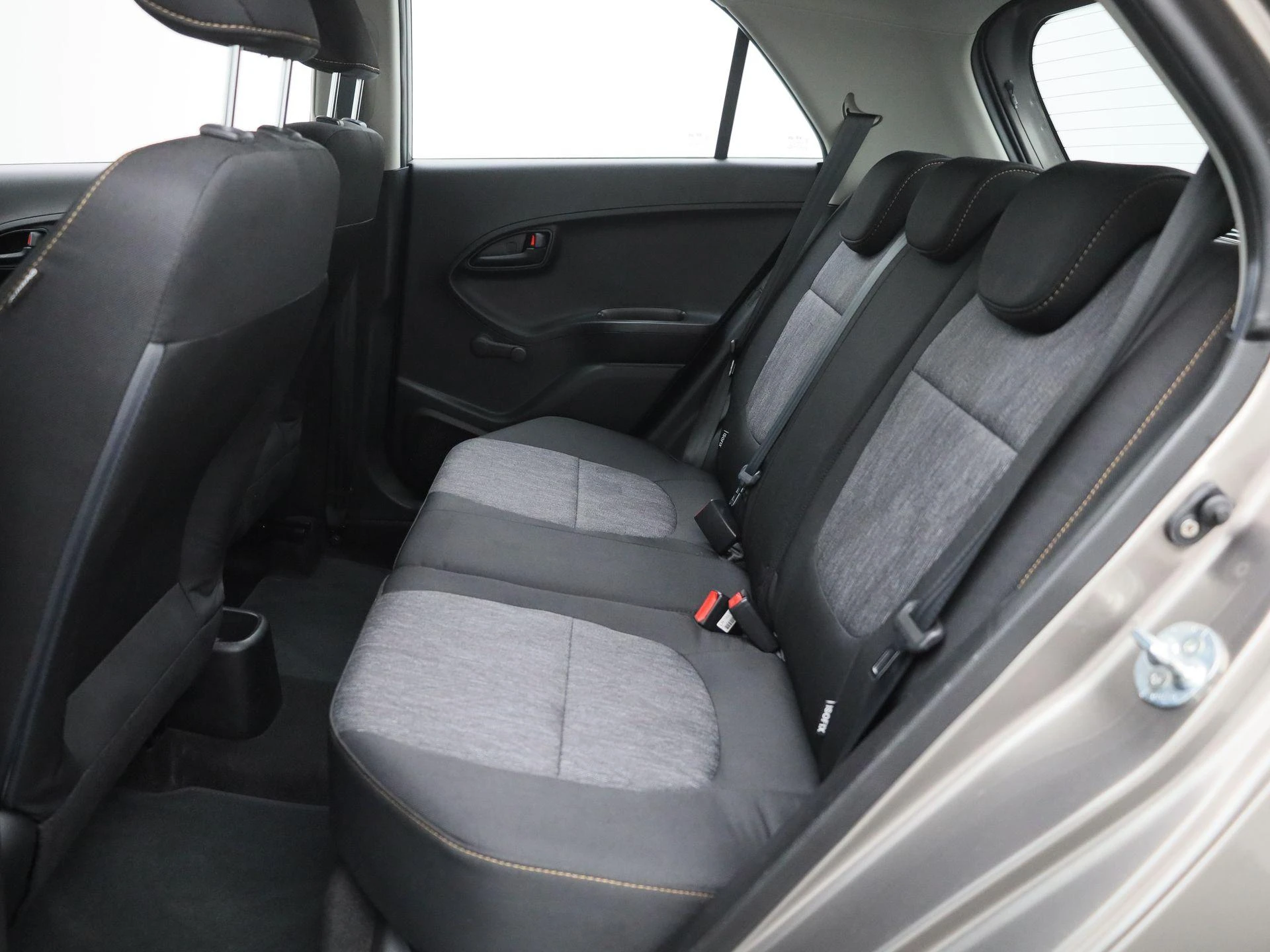 Kia-Picanto-image-9