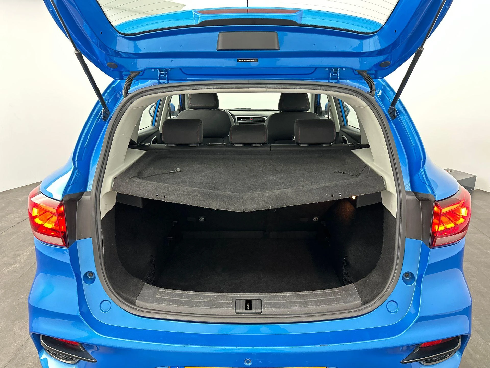 MG-ZS EV-image-22