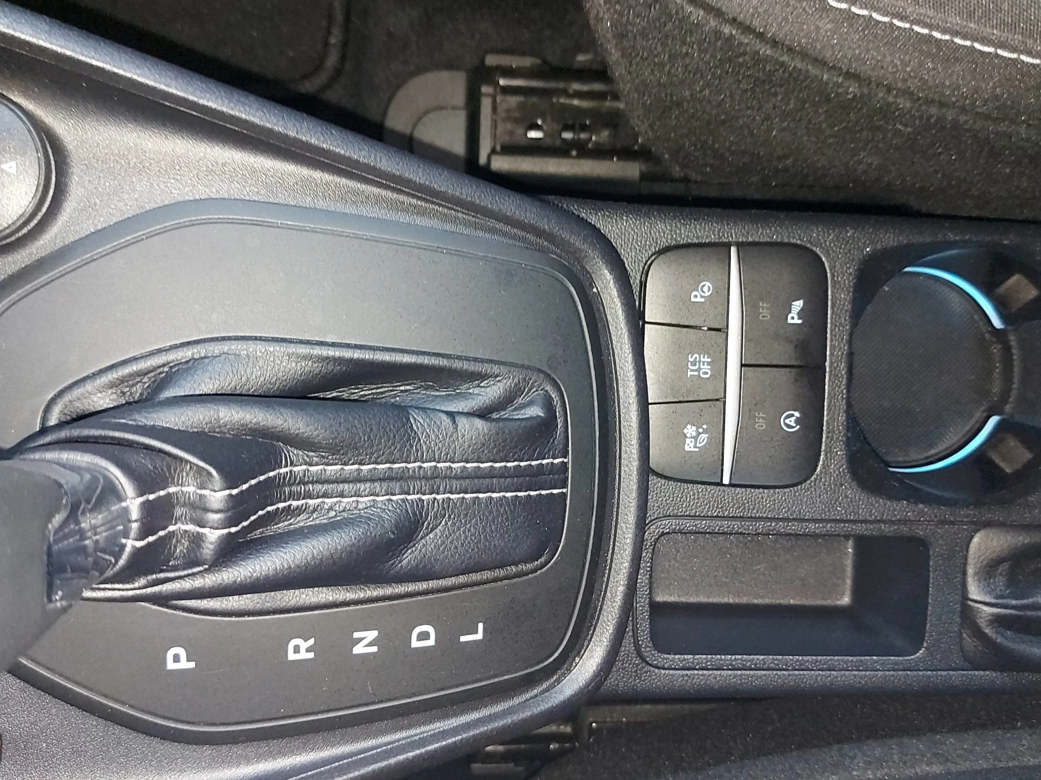 Ford-Puma-image-23