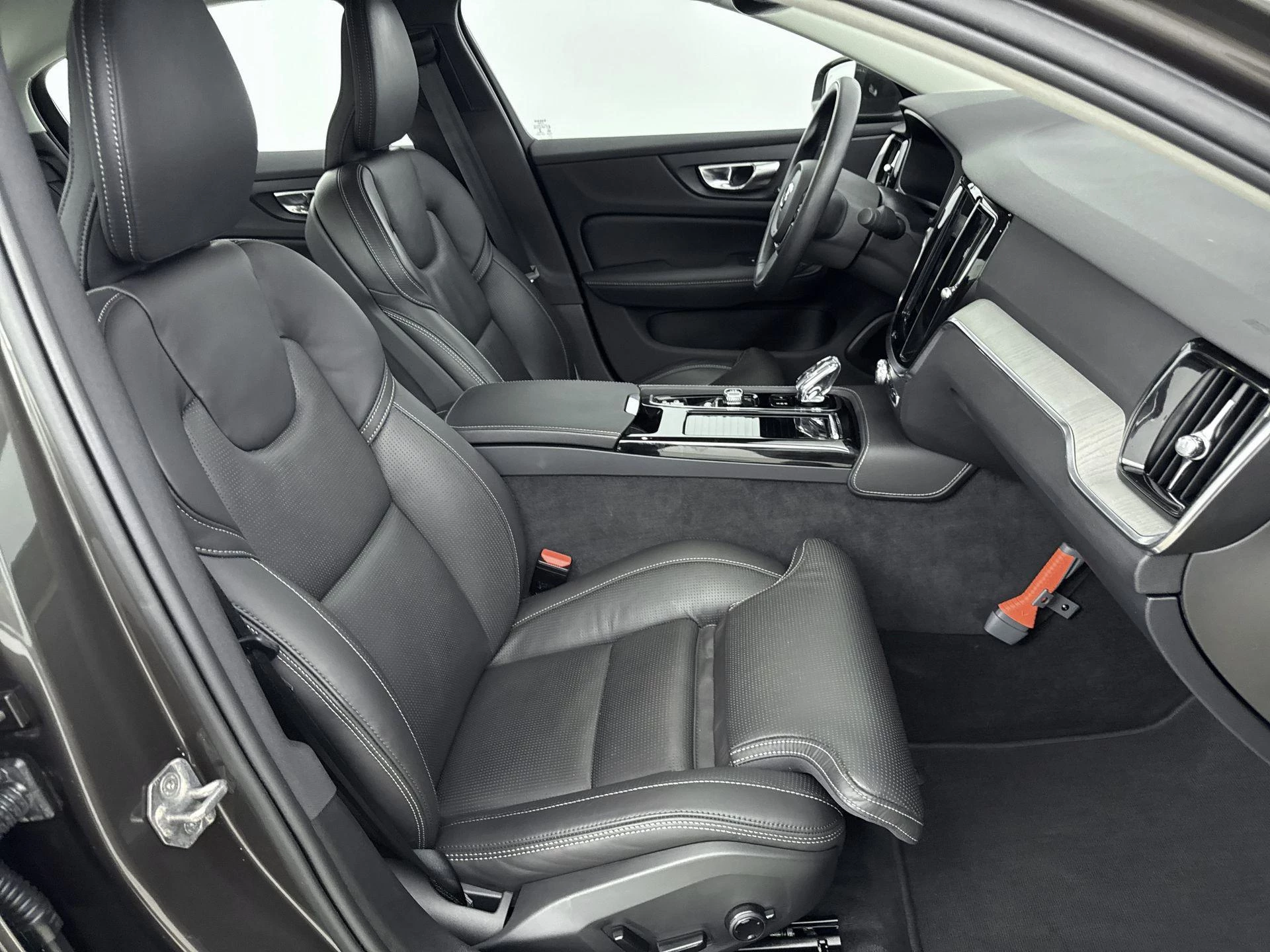 Volvo-S60-image-29