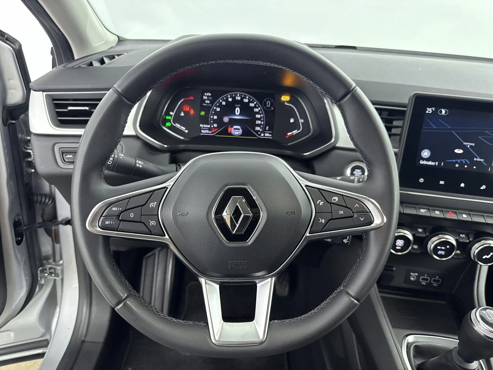 Renault-Captur-image-26