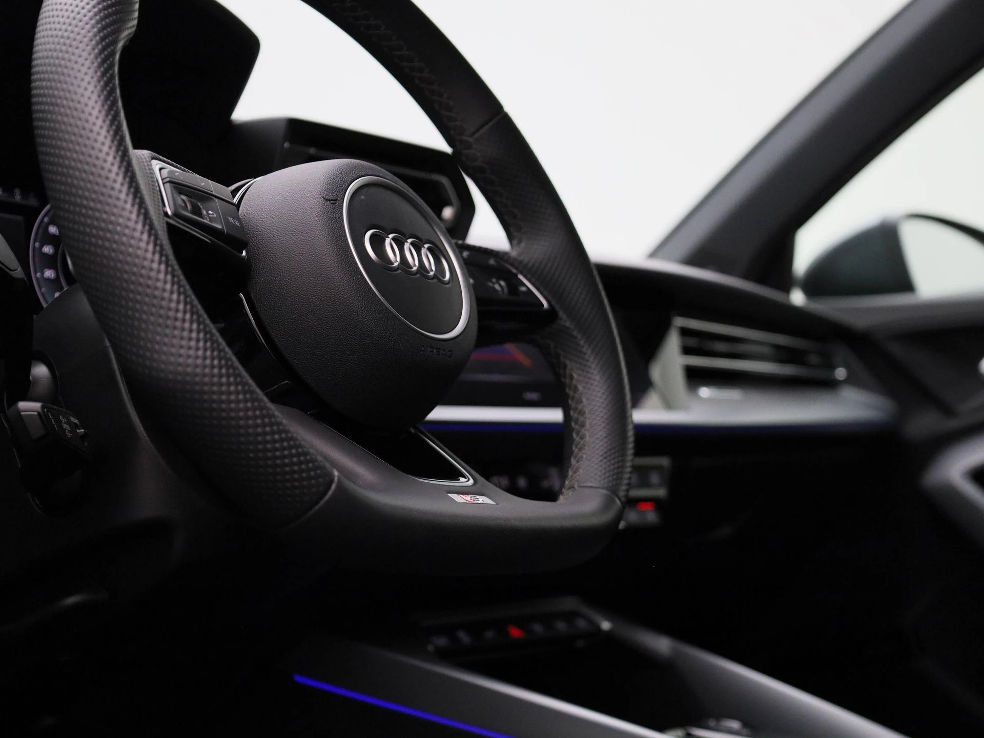 Audi A3 Sportback 40 TFSI e S edition 204 PK
