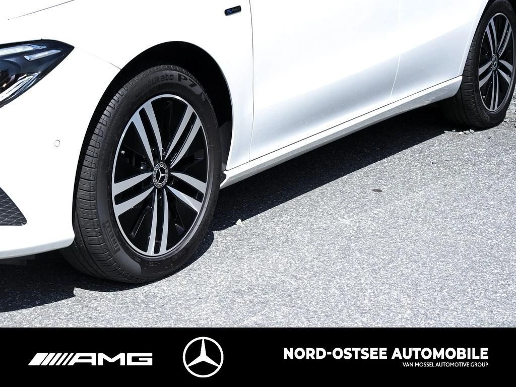 Mercedes-Benz CLA 250 e SB KAMERA PANO TEMPOMAT LED SITZH