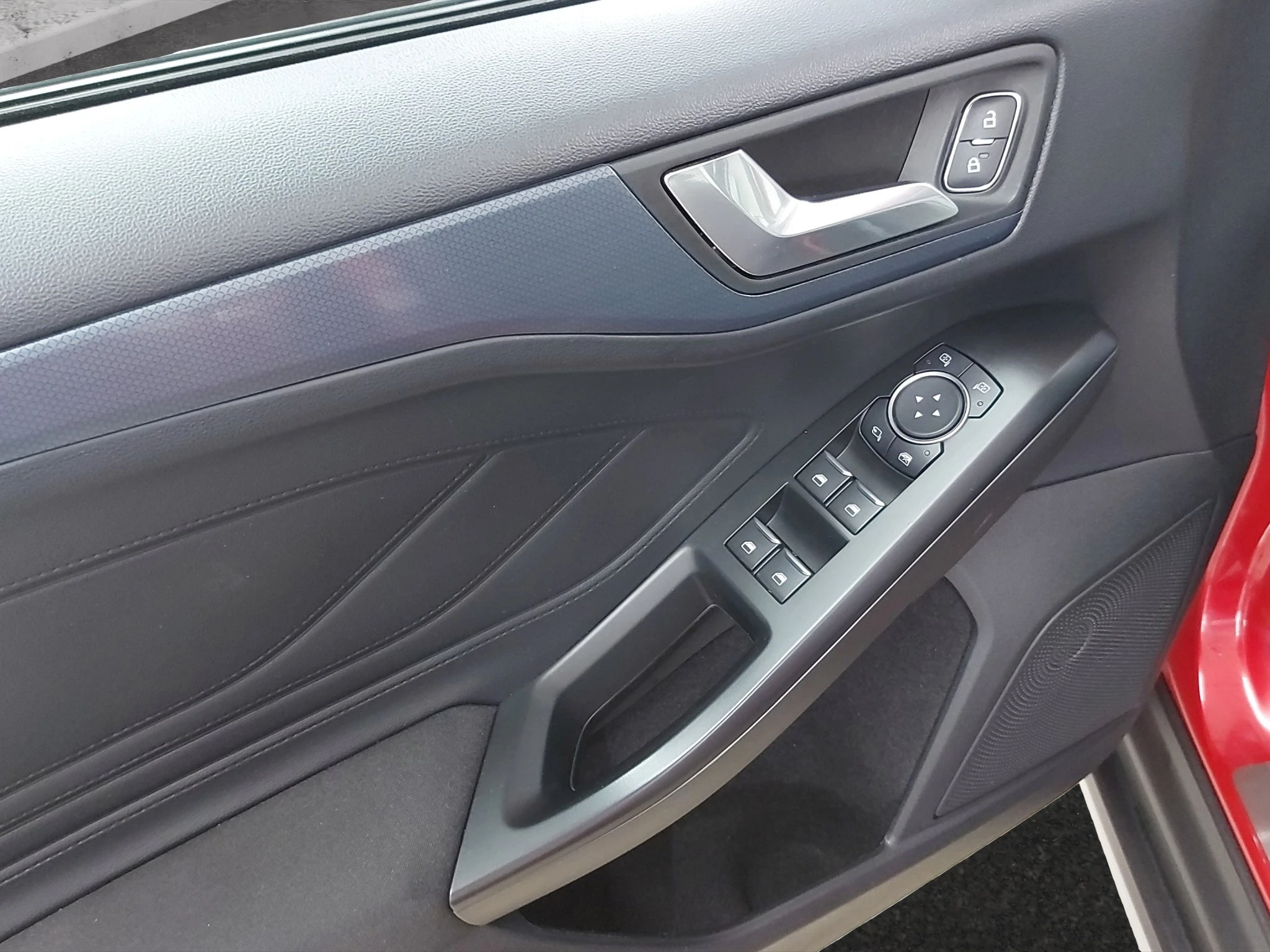 Ford Focus 1.0 EcoBoost Hybrid Active S/S (EURo 6d) LED*EASYPARK*WINTERPKT*KOMF.PKT