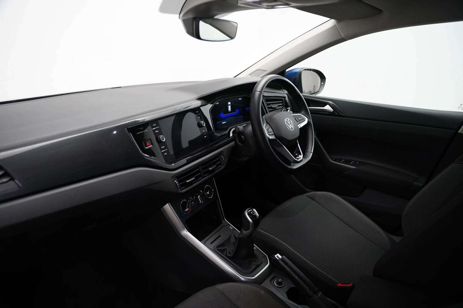 Volkswagen-Taigo-image-1