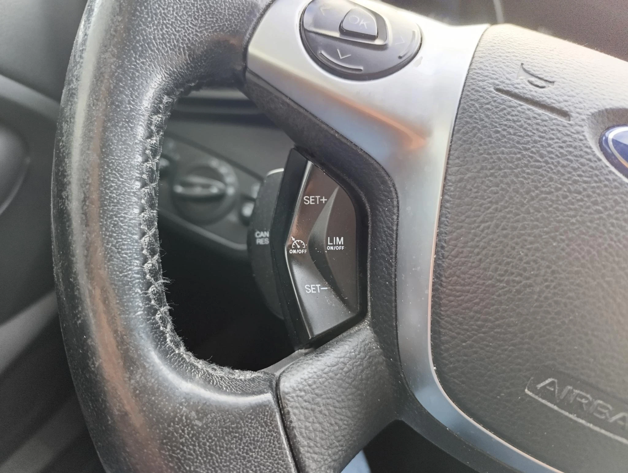 Ford-Kuga-image-18