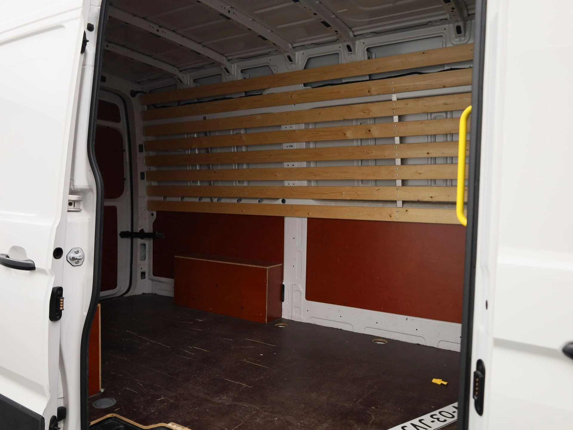 Volkswagen Crafter 2.0 TDI L3H3 Highline 140PK