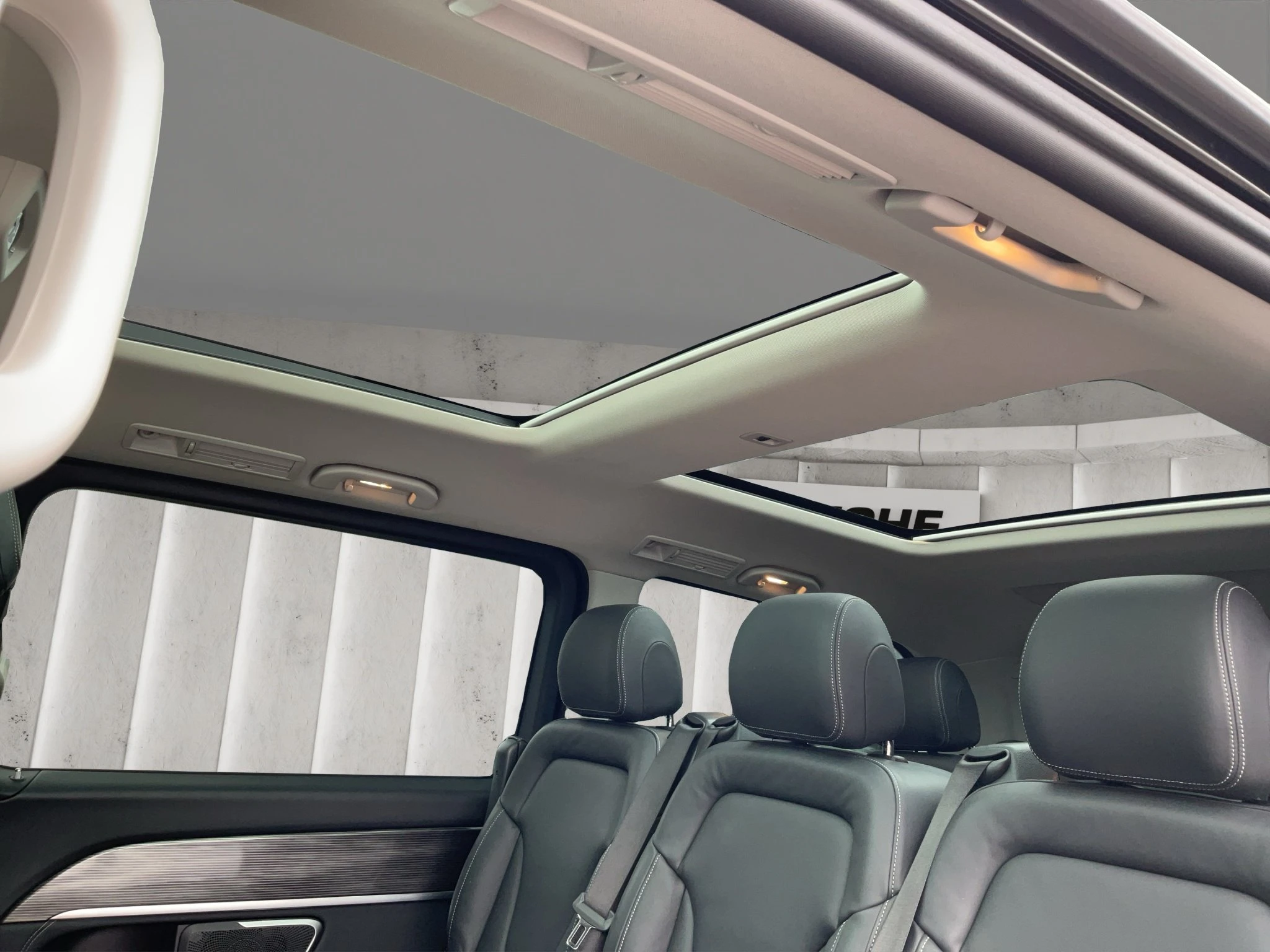 Mercedes-Benz V-Klasse 300 d Avantgarde Edition 4MATIC lang