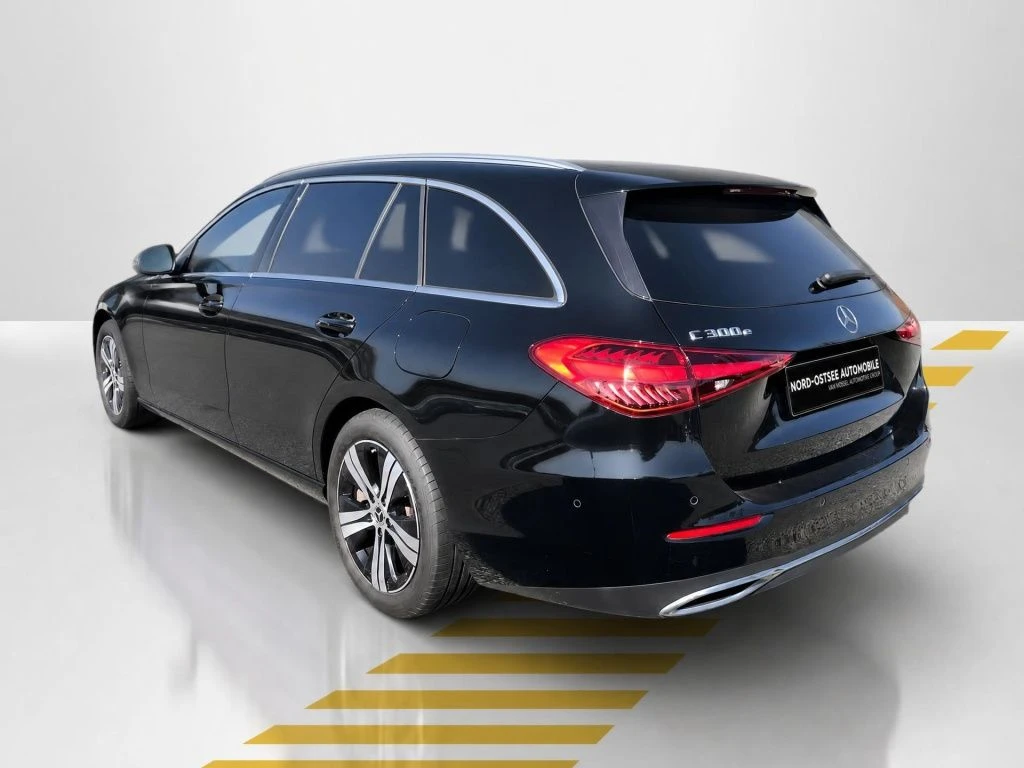 Mercedes-Benz-C-Klasse 300 e-image-12