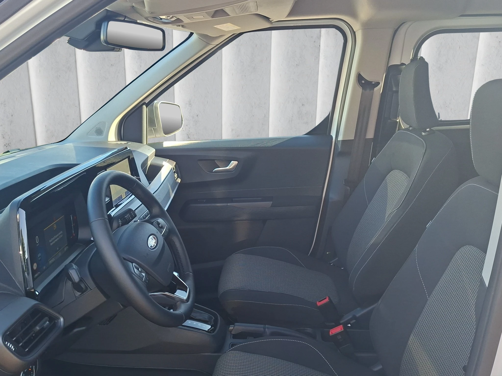 Ford-Tourneo Courier-image-9