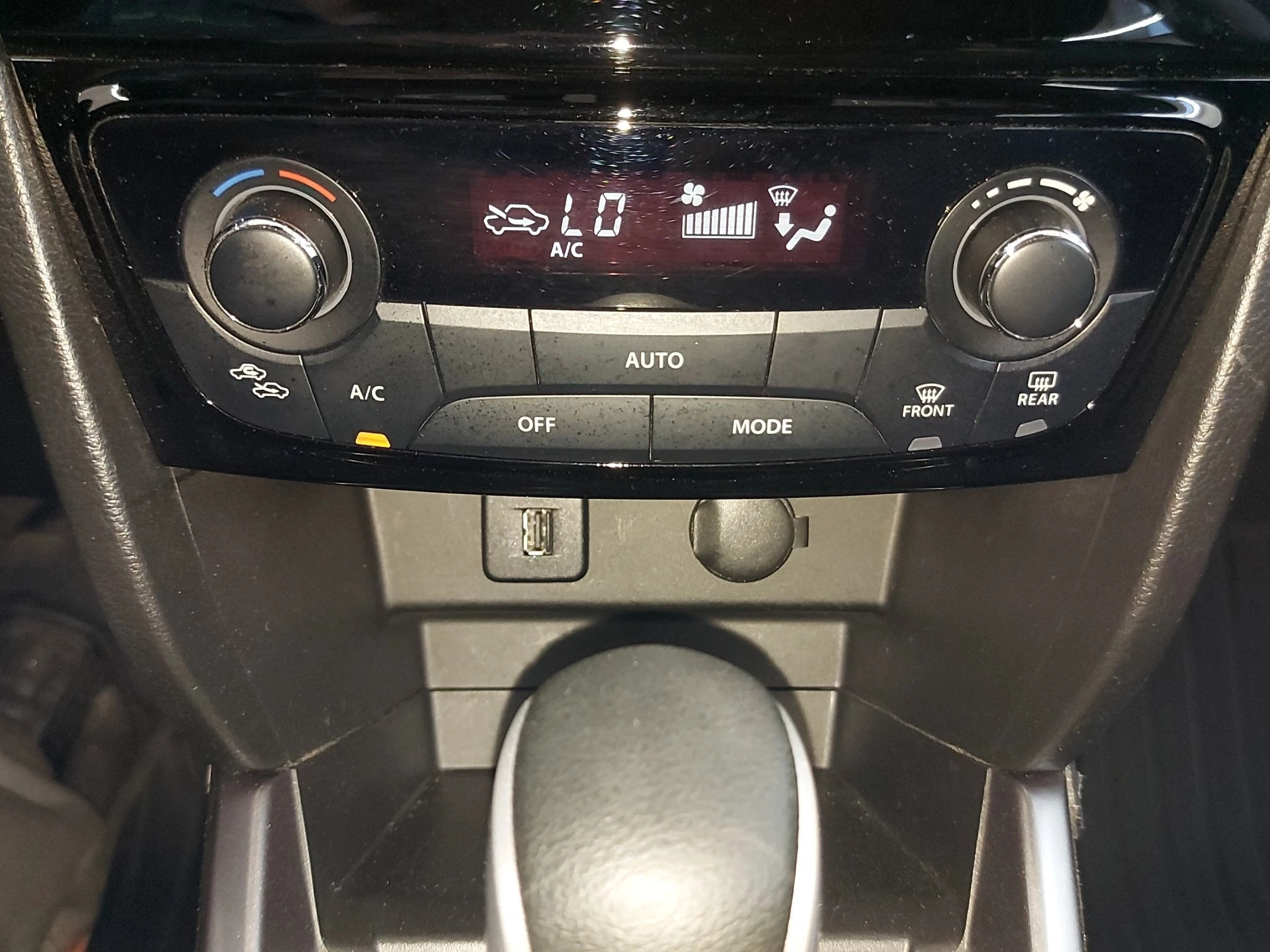 Suzuki Vitara Comfort KEYLESS*KLIMAAUT*RFK*LED*SHZ