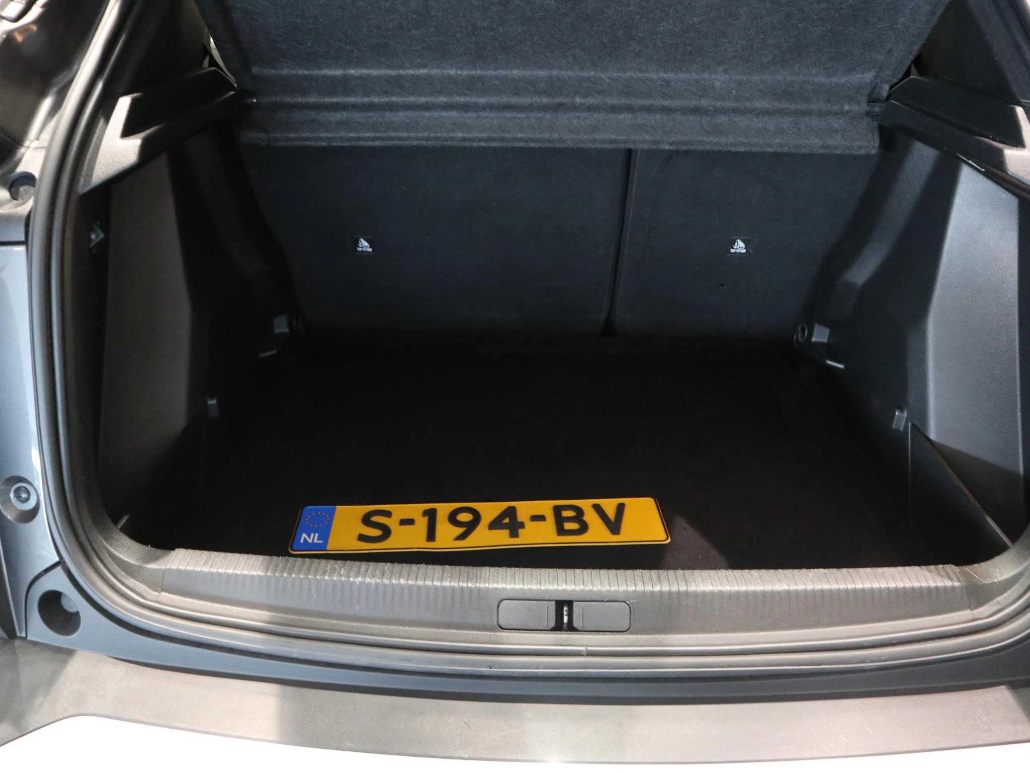 Peugeot-2008-image-19