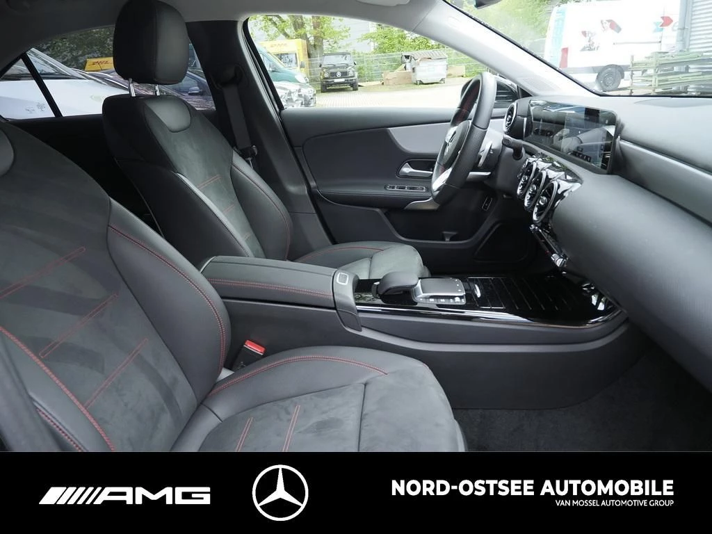 Mercedes-Benz A-Klasse 250 LIMO AMG 4M NAVI TEMPOMAT LED SITZH AMG LineW177 A 250 LIMO AMG 4M NAVI TEMPOMAT LED SITZH AMG Line