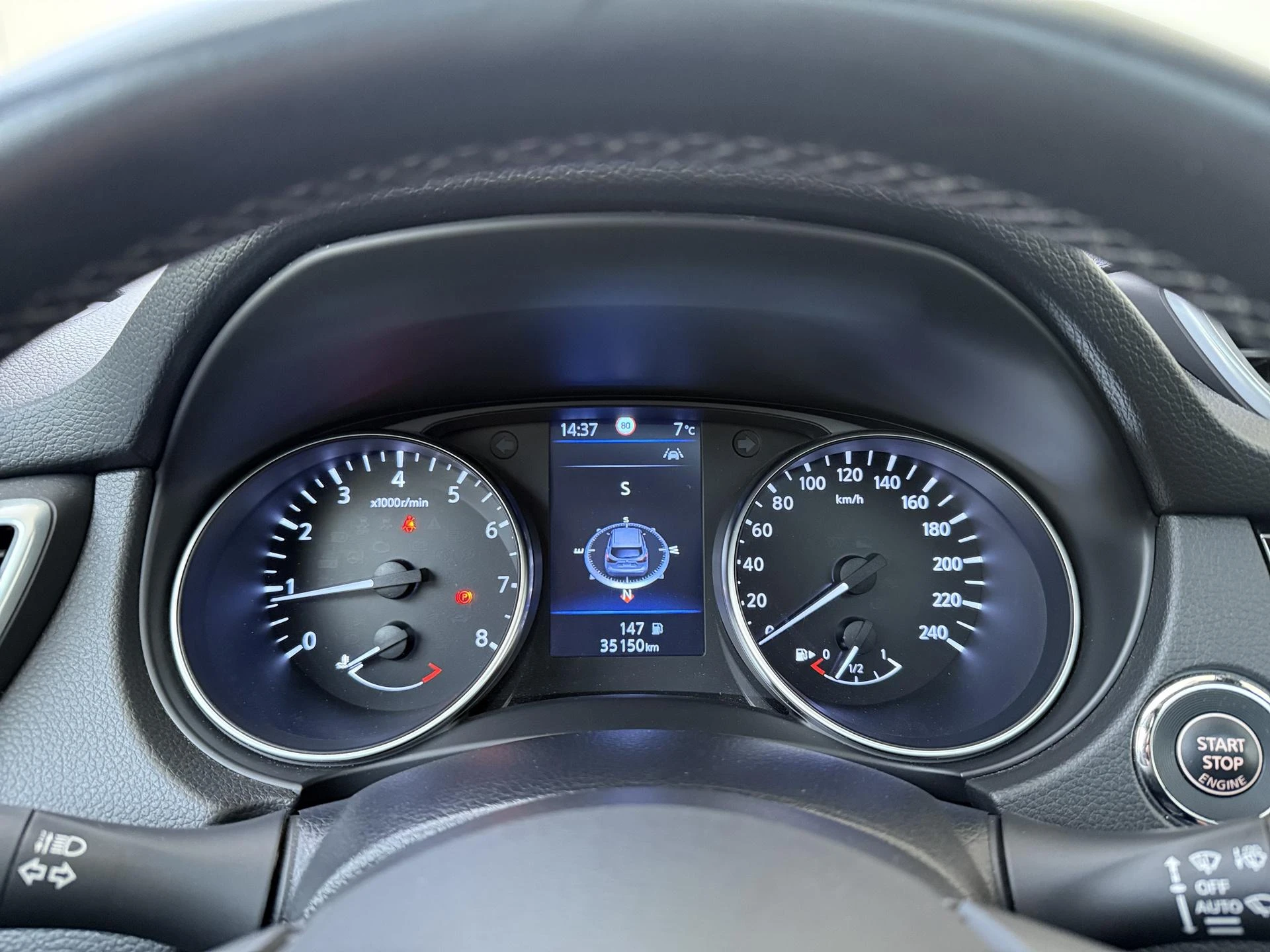 Nissan-QASHQAI-image-10